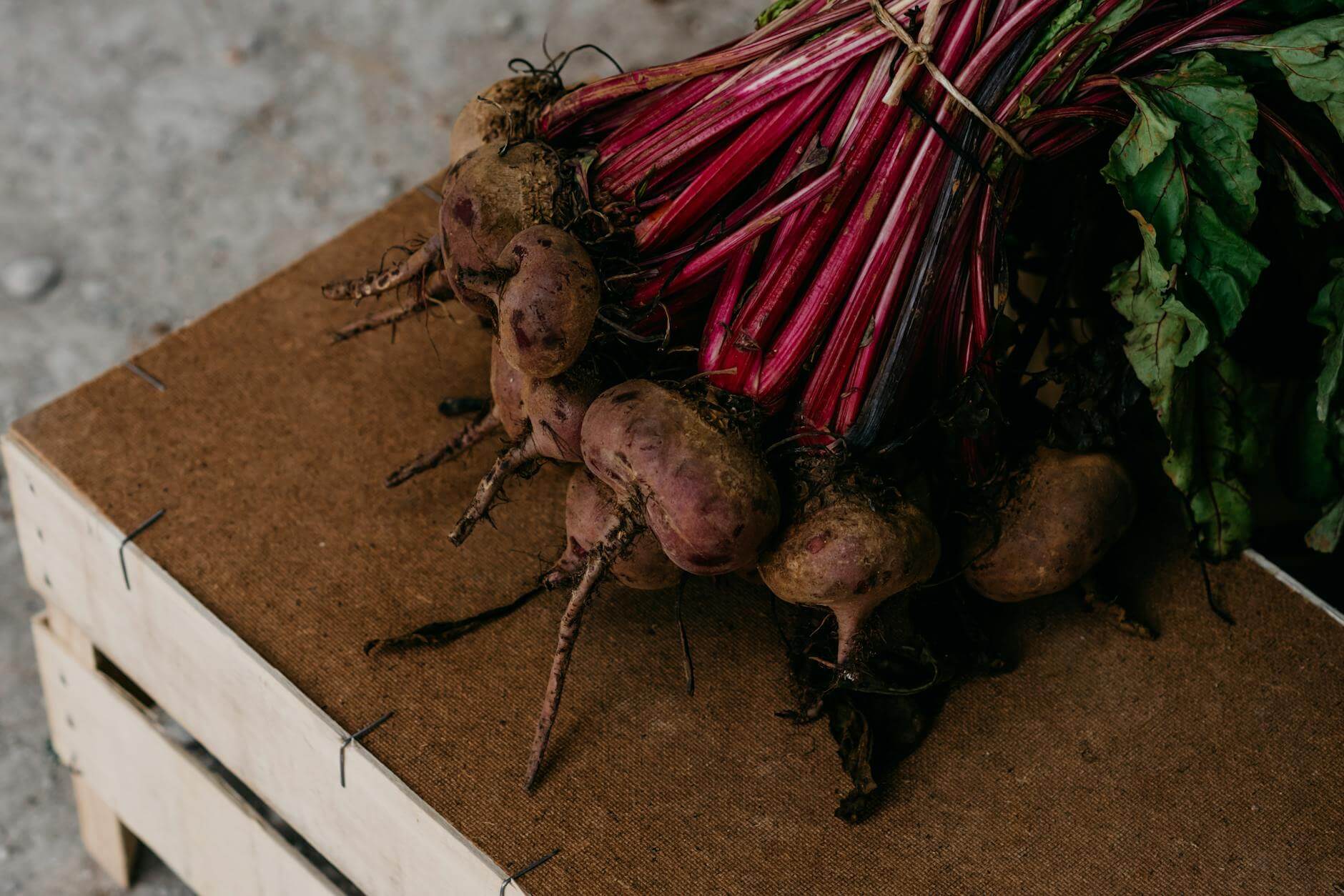 a bunch of organic beets